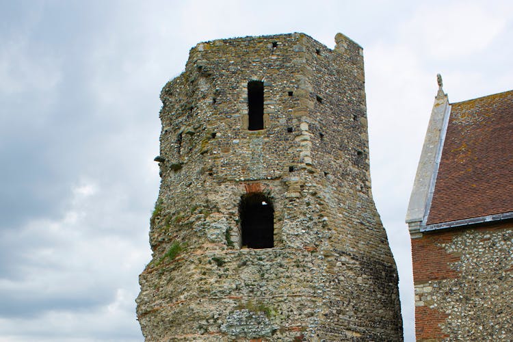 Roman Lighthouse - Dover castle