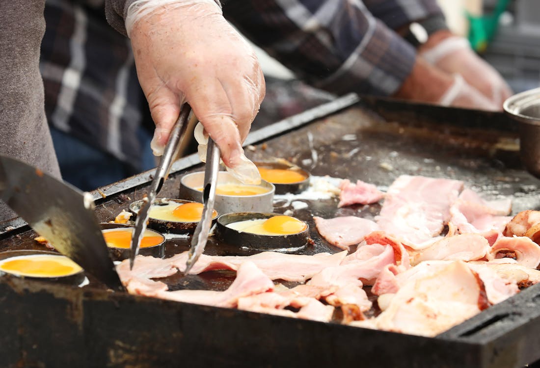 blue ribbon bacon festival