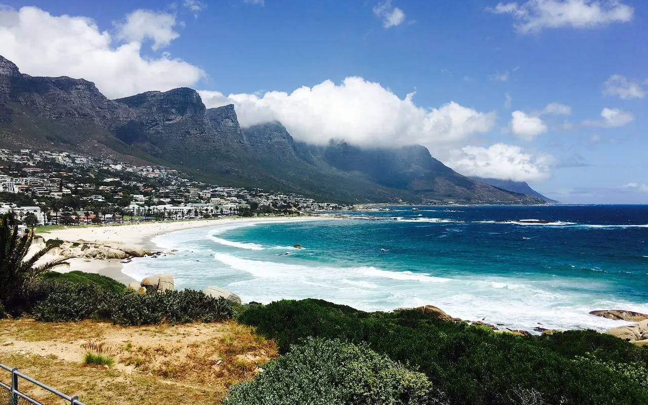 Table Mountain, Bo-Kaap, Cape Point & Penguin Viewing Sightseeing Tour with Hotel Transfers