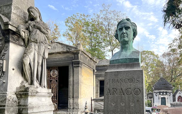 Père Lachaise Cemetery with François Arago's tomb and statue, Paris.