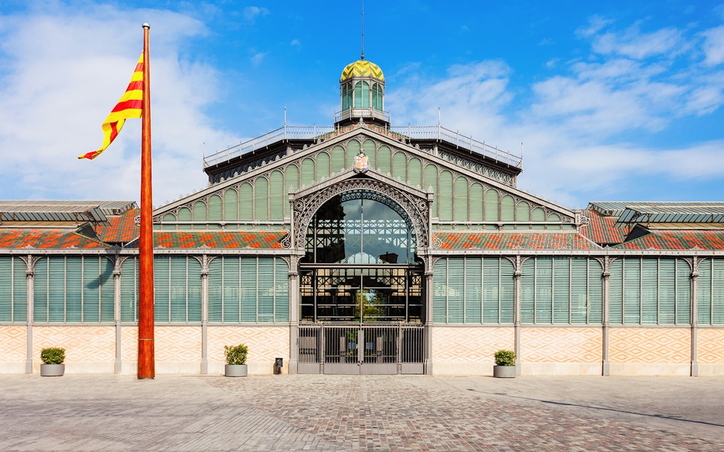 Barcelona's Mercat del Born with Catalan flag, included in Turbopass City Card.