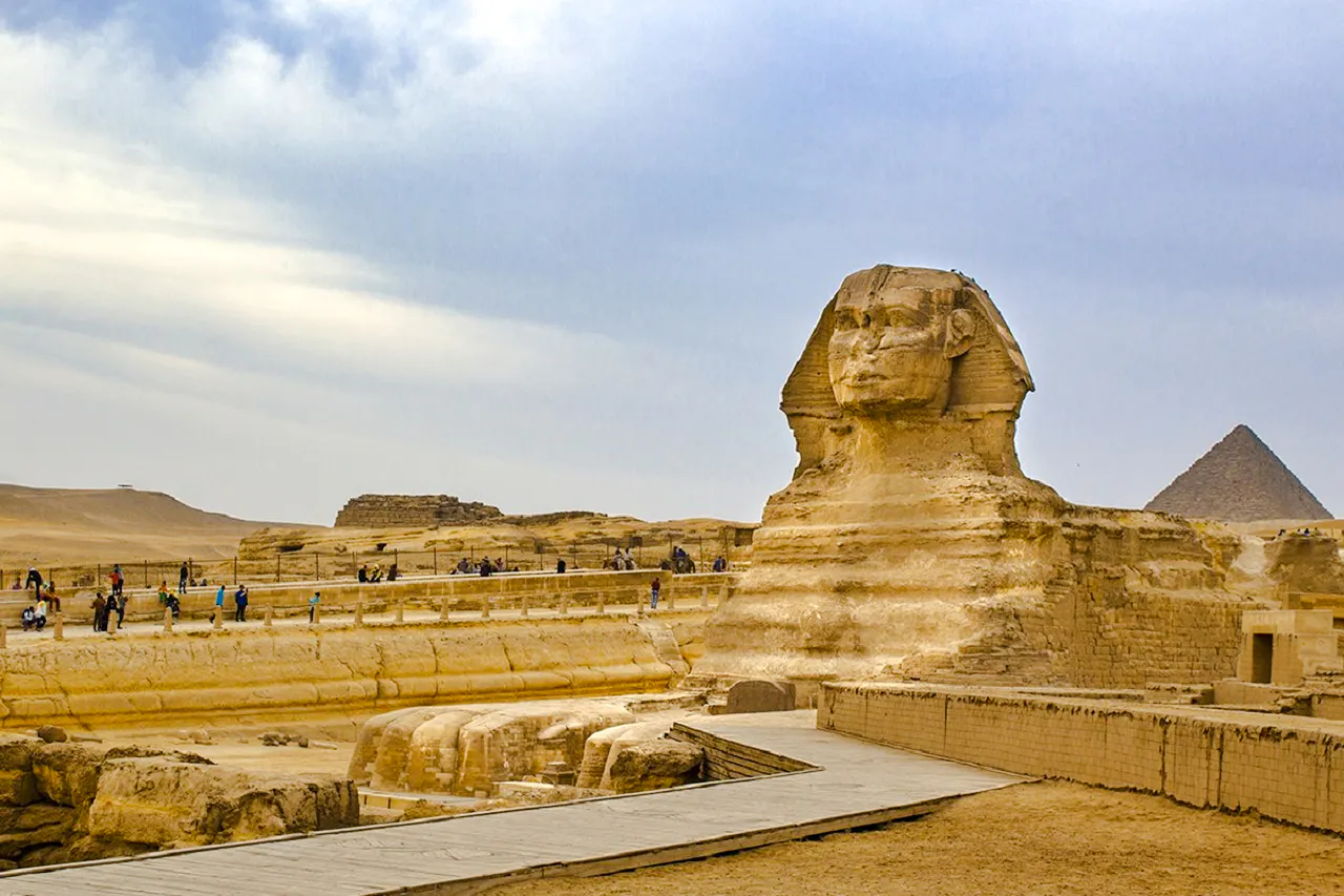 tour guiado pelo cairo: pirâmides de gizé, esfinge, museu egípcio e khan el-khalili-1