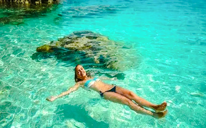 Antalya Mega Yacht Cruise to Kemer Coast with Lunch and Hotel Transfers