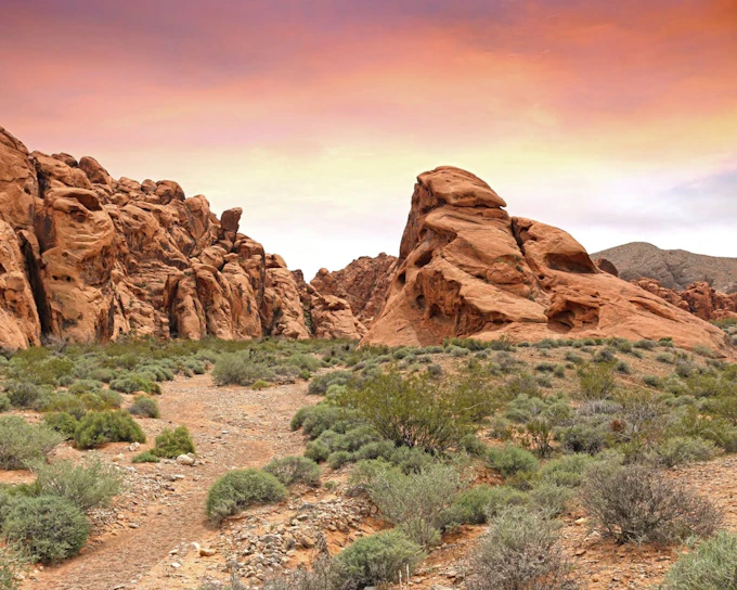 Valley of Fire and Lost City Museum Small-Group Guided Tour from Las Vegas