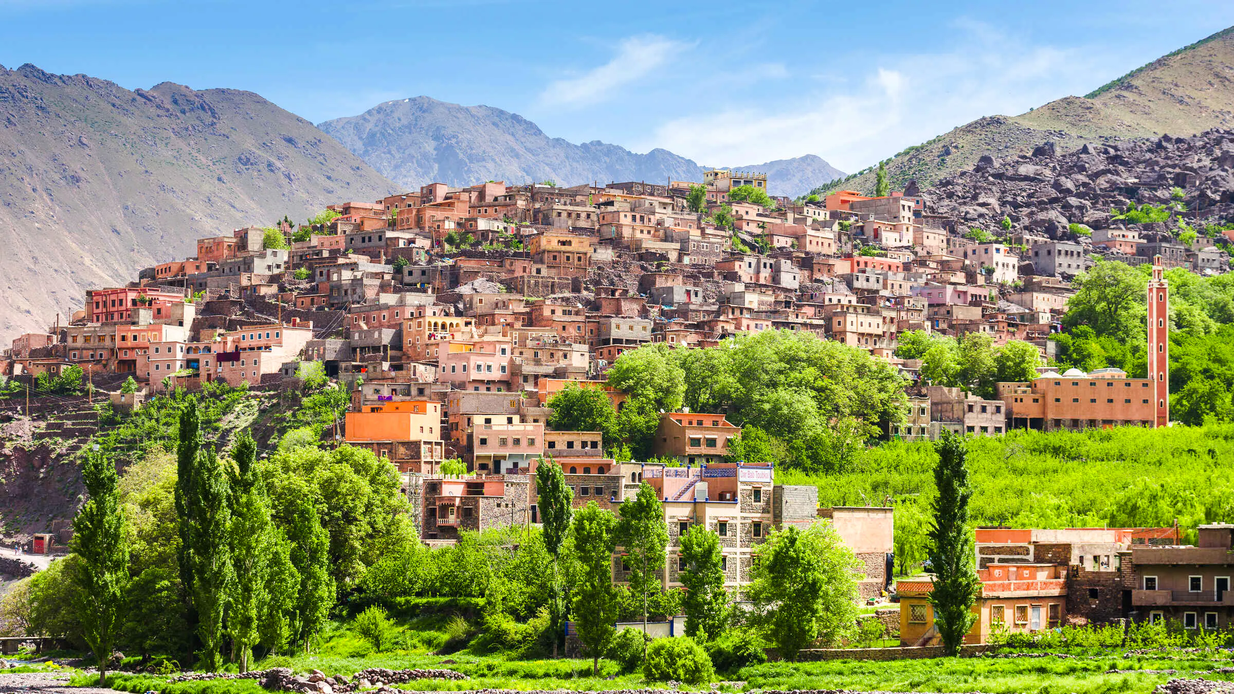 From Marrakesh: Atlas Mountains & Three Valleys Tour with Lunch