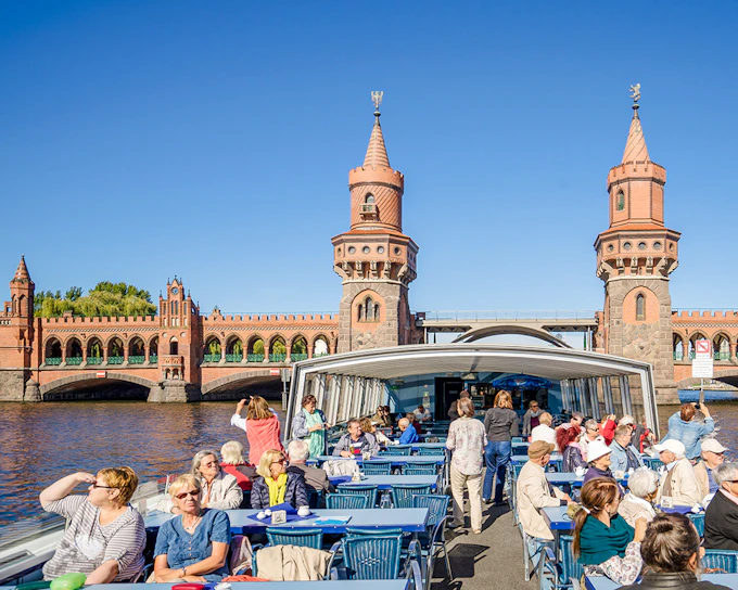 Berlin Spree River & Landwehrkanal Canal Sightseeing Cruise