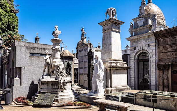 wycieczka po cmentarzu recoleta-3