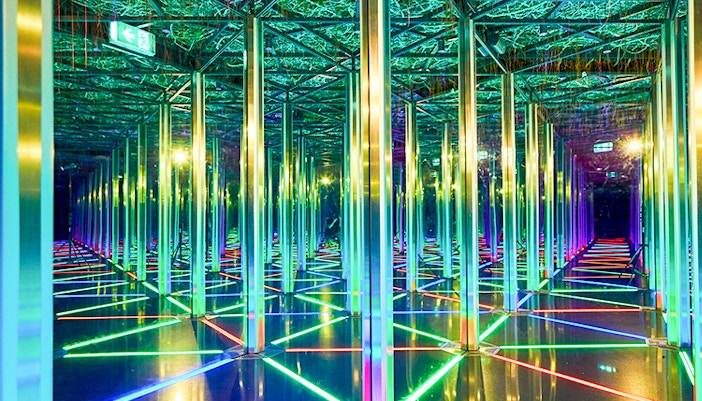 Mirror Maze, Jewel Changi Airport, Singapore