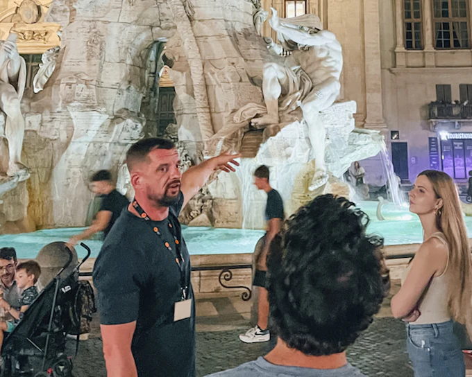 Under the Moonlight Rome Walking Tour with Secret Backstreets