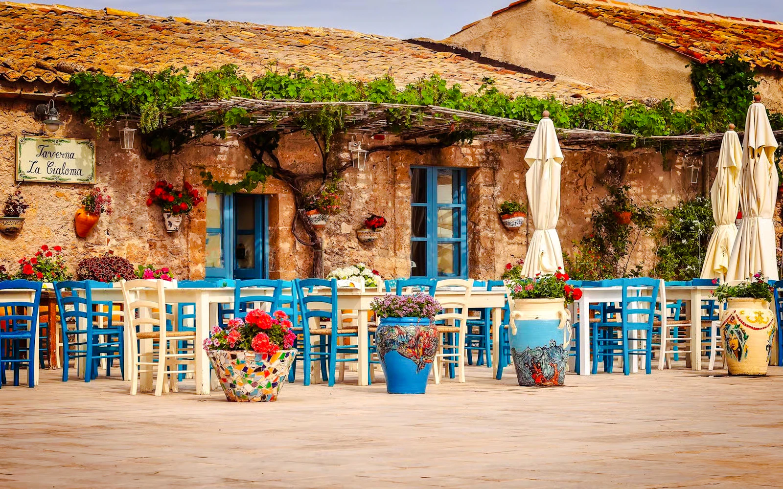 From Catania: Syracuse, Ortigia & Marzamemi Day Trip Image 2