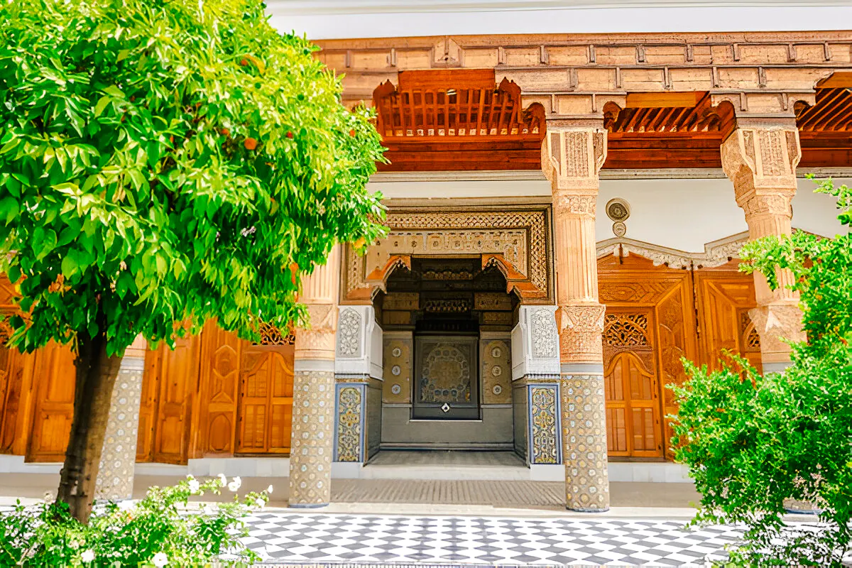 marrakesh medina walking tour with dar el bacha museum and ben youssef madrasa-1