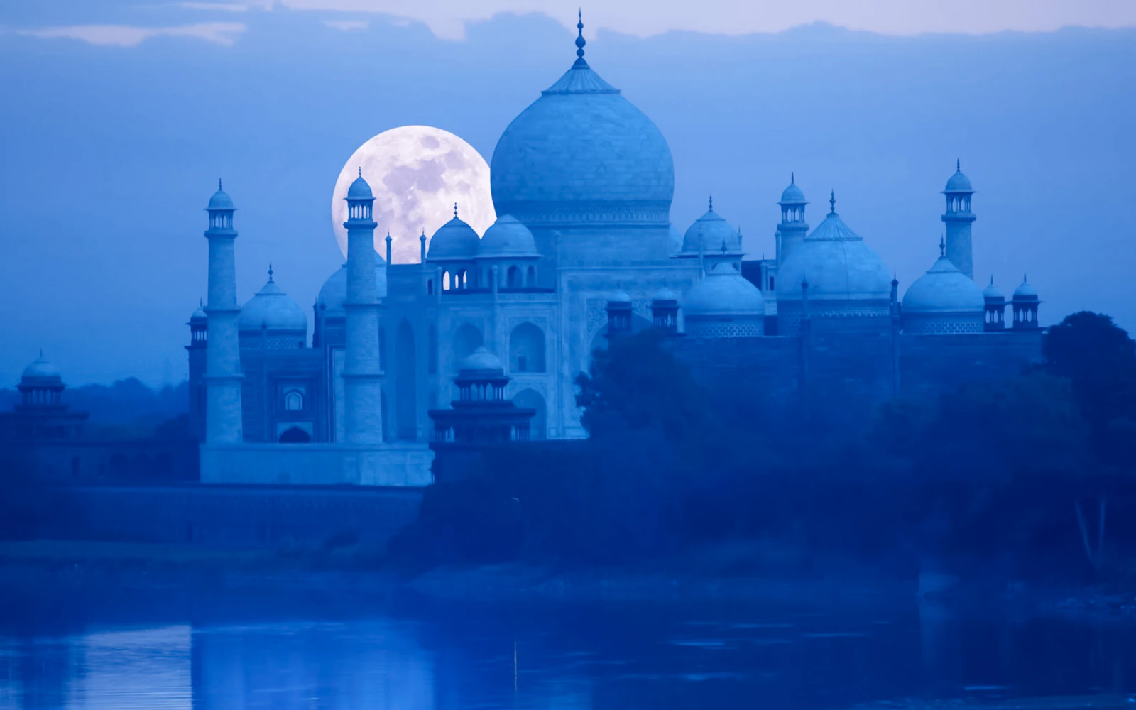 Agra Moonlight Taj Mahal Yamuna Riverside Tour with Private Car and Guide