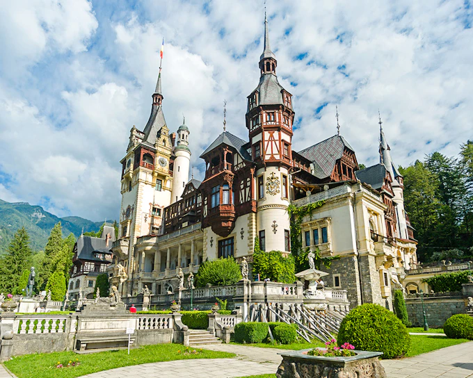 From Bucharest: Peles Castle, Bran Castle & Cantacuzino Castle ('Wednesday Castle') Tour
