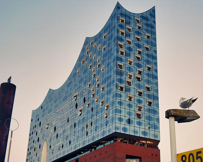 Premium Tour of Elbphilharmonie with French Rolls & Coffee