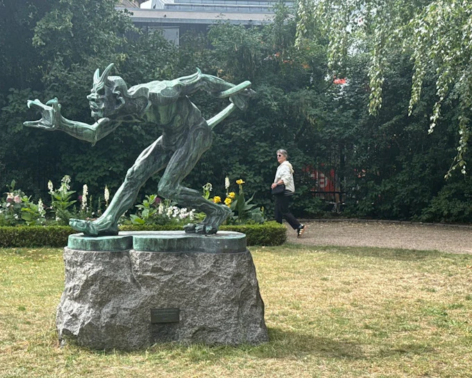 Andersen's Copenhagen: Self-Guided City Exploration Game