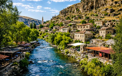 Cappadocia Small-Group Green Tour: Derinkuyu Underground City and Ihlara Valley