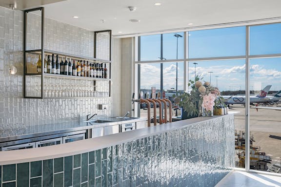 plaza premium lounge access at sydney international airport: t2, international arrivals-10