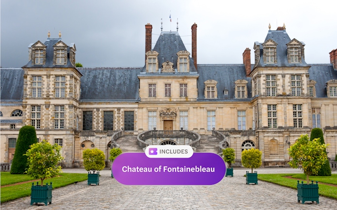 Chateau of Fontainebleau entrance with Paris Museum pass offer.