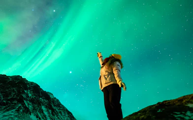 Tromsø: Reindeer Farm Visit and Northern Lights Basecamp Visit