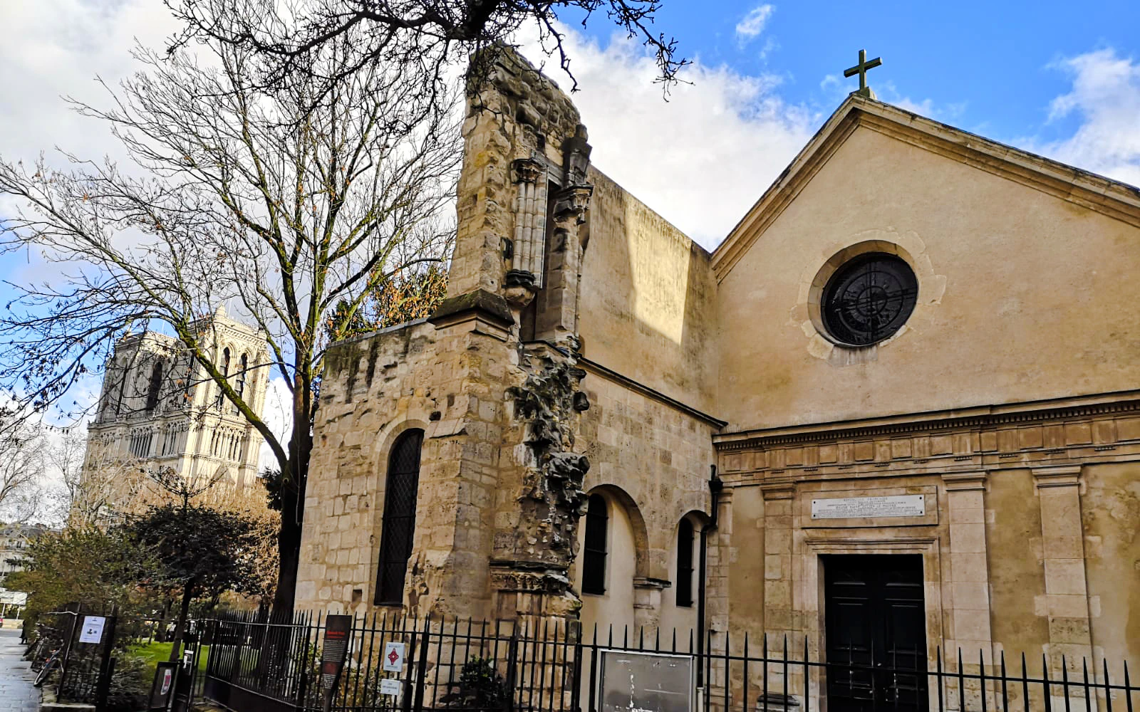 Saint-Julien-le-Pauvre Church Paris: Chopin Piano Concert Tickets (Product 54208)