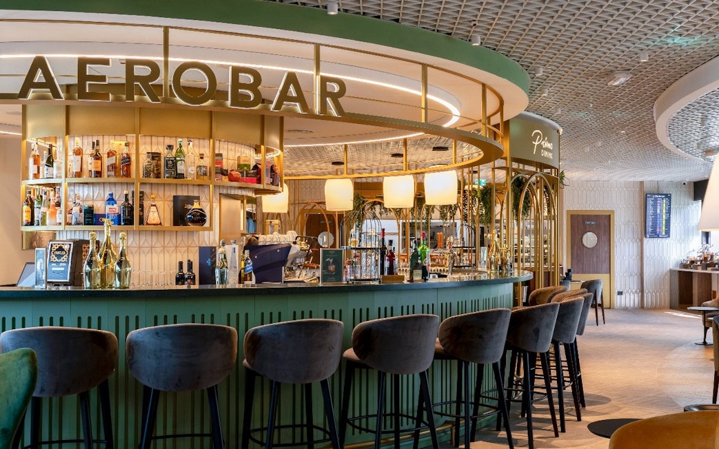 Bar counter at Plaza Premium First, Terminal 1, Leonardo da Vinci-Fiumicino Airport.