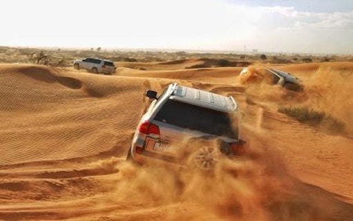 safari dans le désert de ras al khaimah avec dune bashing, balade à dos de chameau, sandboard, dîner barbecue et transferts-2