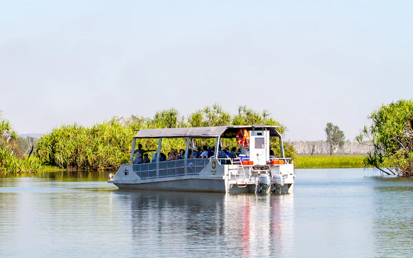 Guided Day Tour of Kakadu National Park with Yellow Water Billabong Cruise