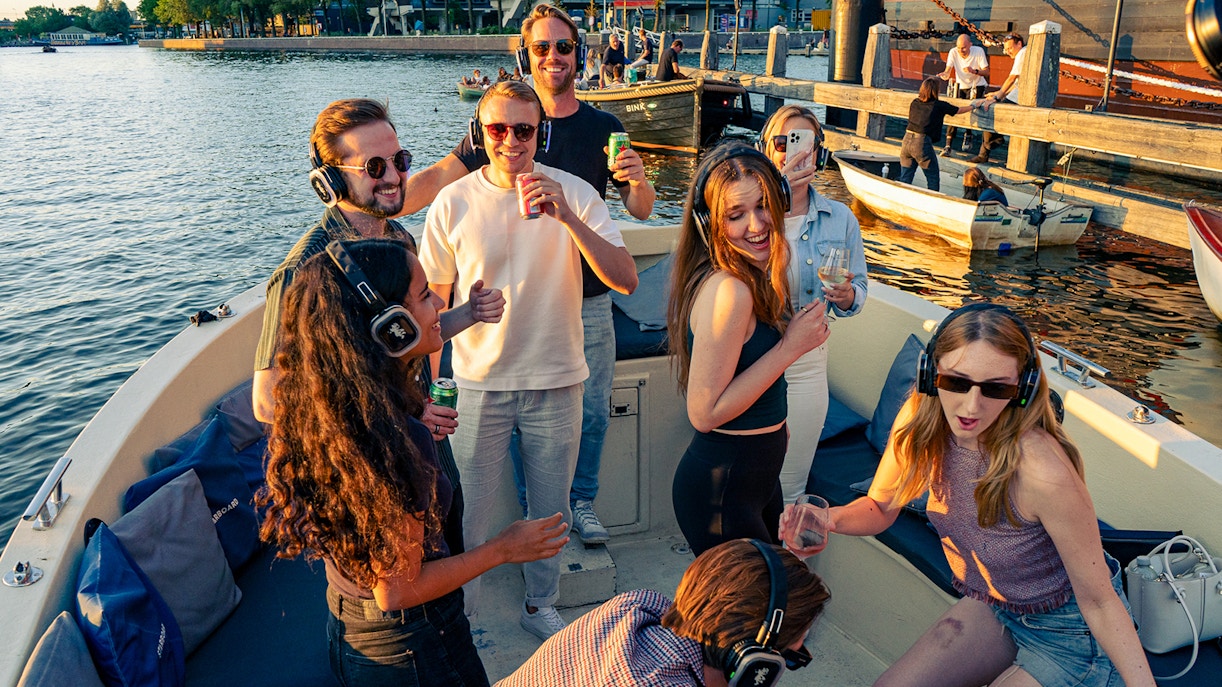 sightseeing boat amsterdam