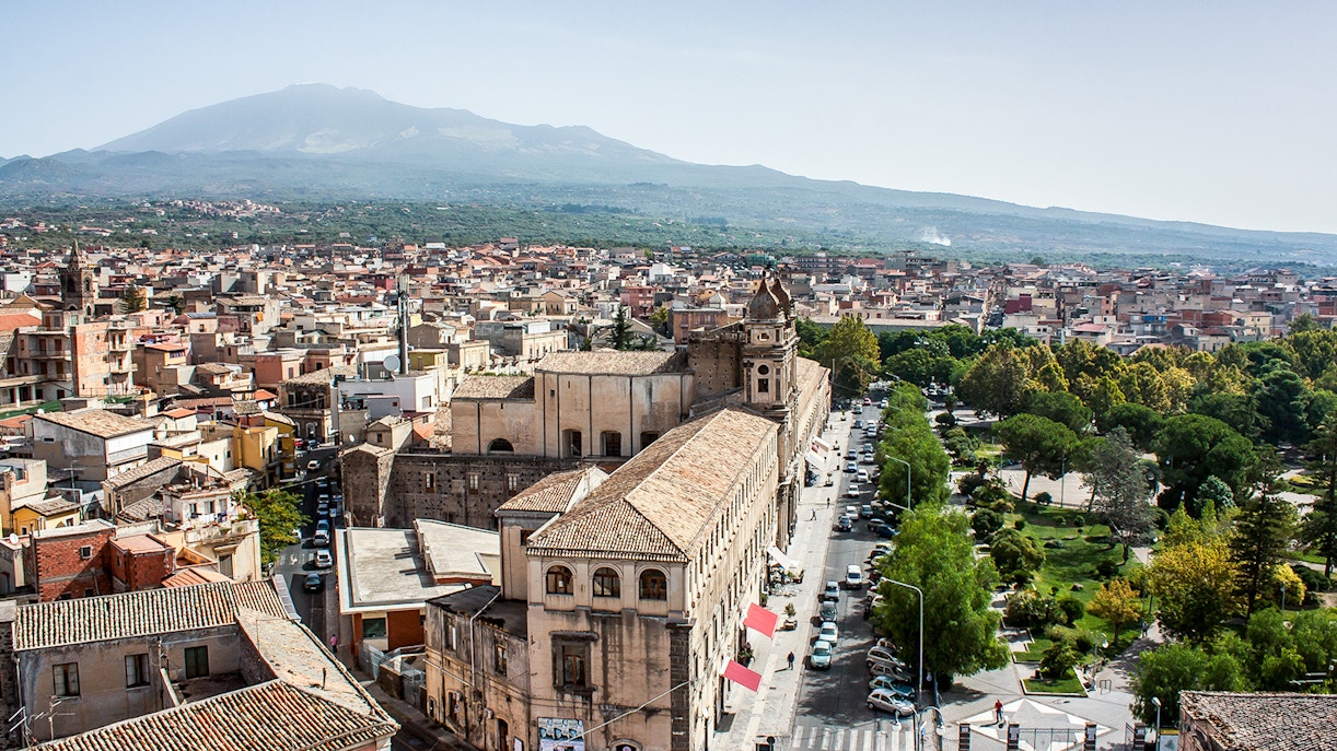 Best time to visit Adrano