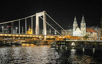 abendliche sightseeing-bootsfahrt auf der donau in budapest mit optionalen getränken-6