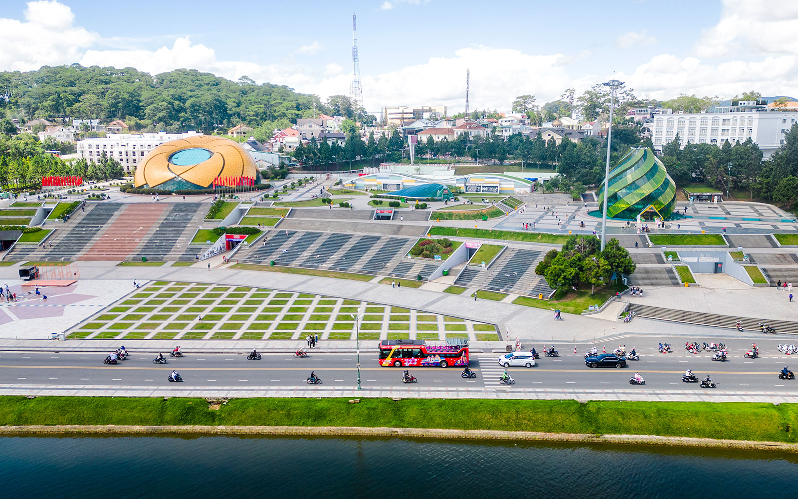 Dalat Hop-on Hop-off