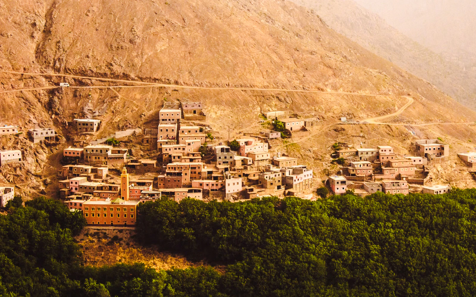 From Marrakesh: Amizmiz Summit Guided Hike with Picnic Lunch (Product 56139)