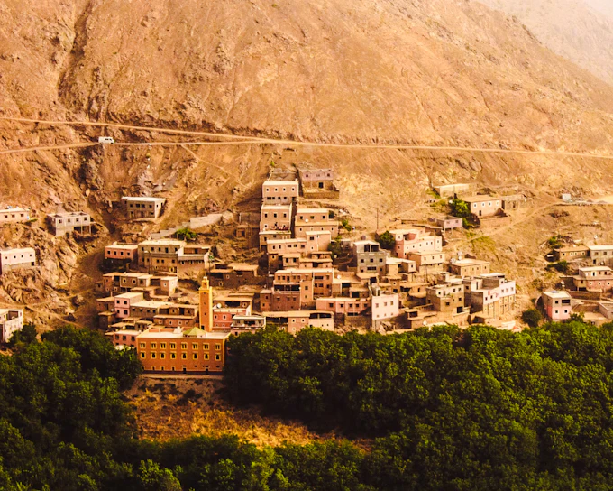 From Marrakesh: Amizmiz Summit Guided Hike with Picnic Lunch (Product 56139)