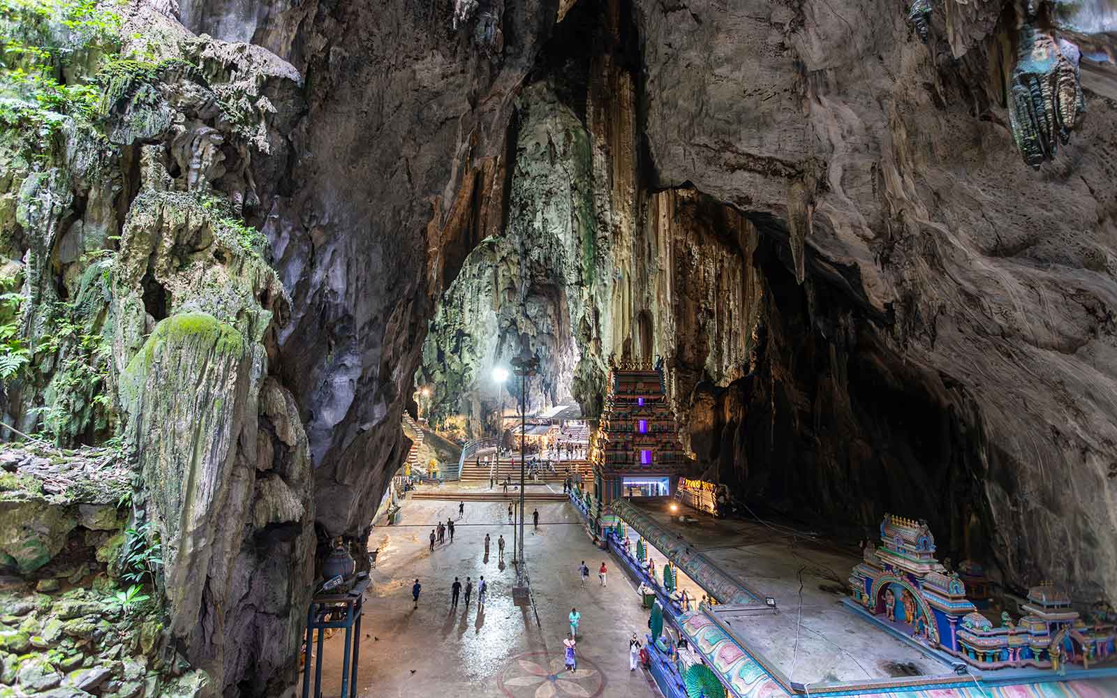 The pilgrimage to Batu Caves