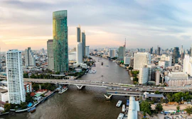 Saphan Taksin Bridge