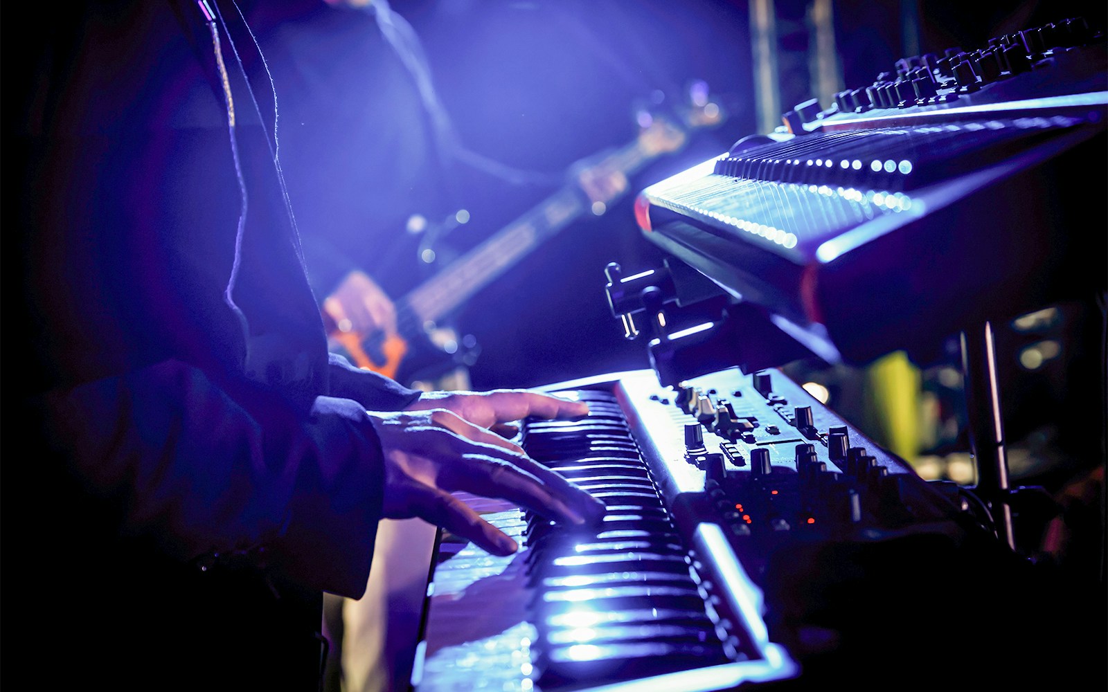 Dinner, drinks, and live music on board