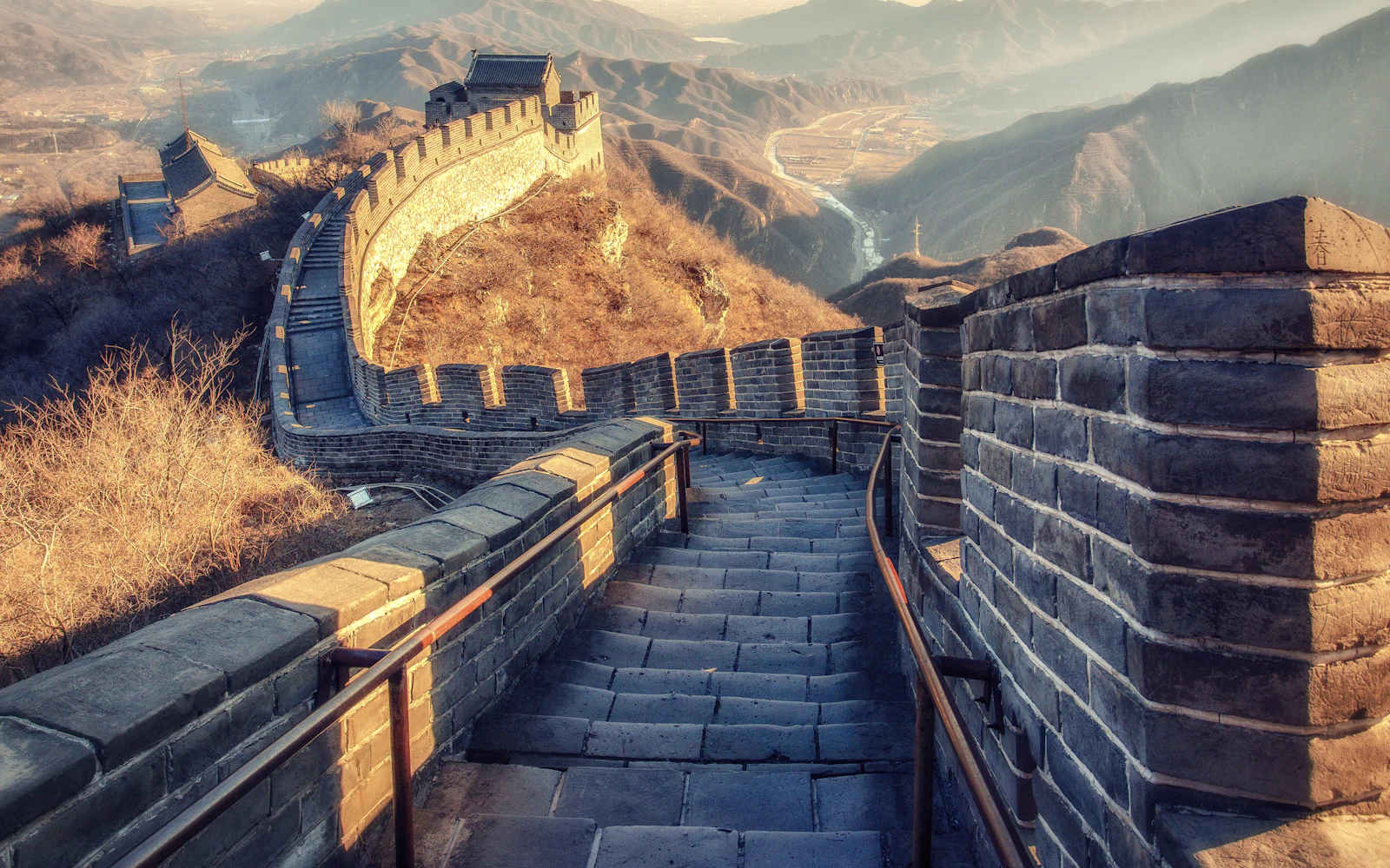 Mutianyu Great Wall Private Day Trip with Guide, Entry Ticket and Chauffeured Transfers Image 2