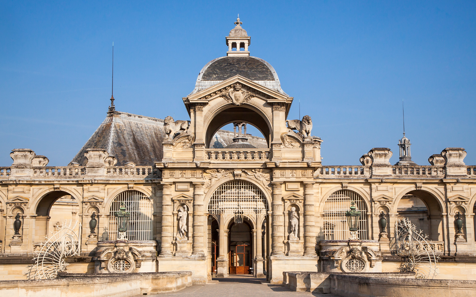 Chateau de Chantilly Court of honour