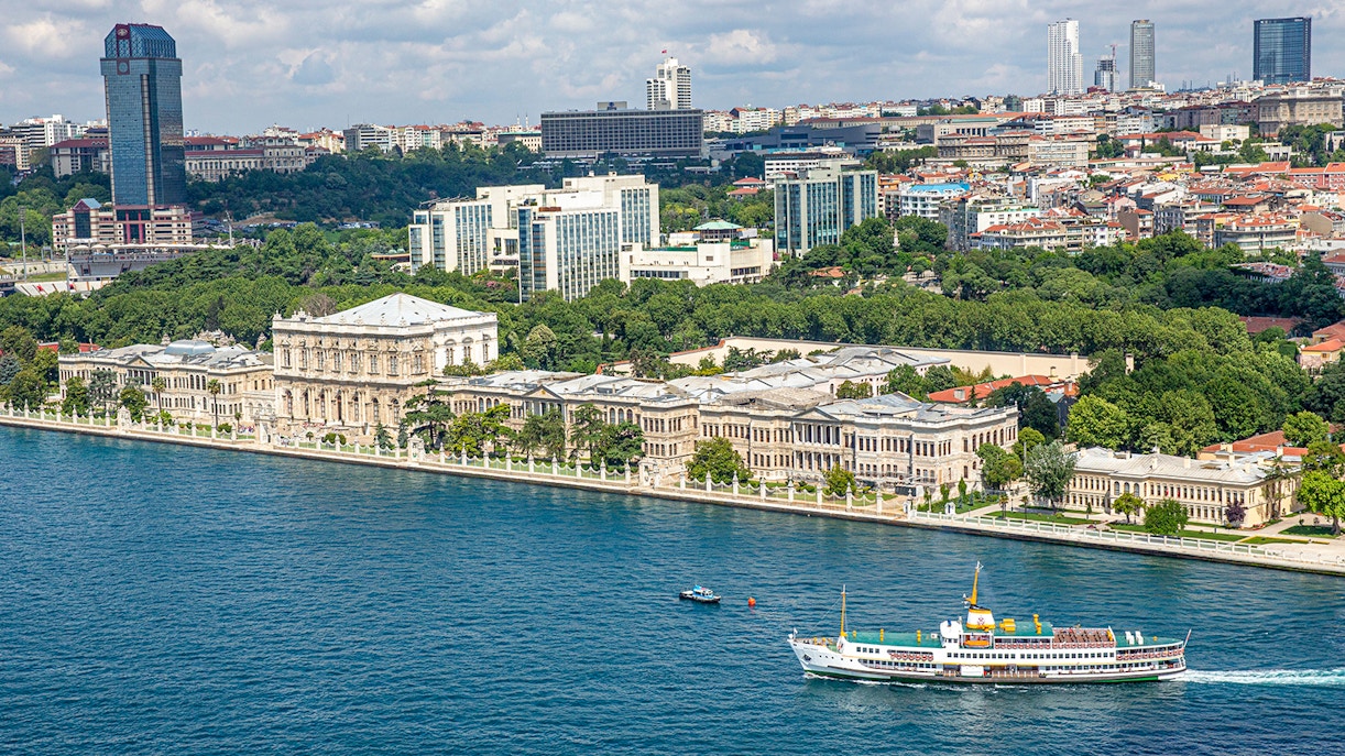 Dolmabahce Palace Architecture