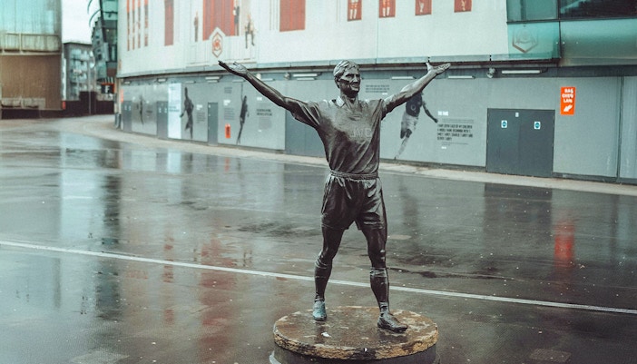 Statue of Tony Adams in front of Emirates Stadium, London.