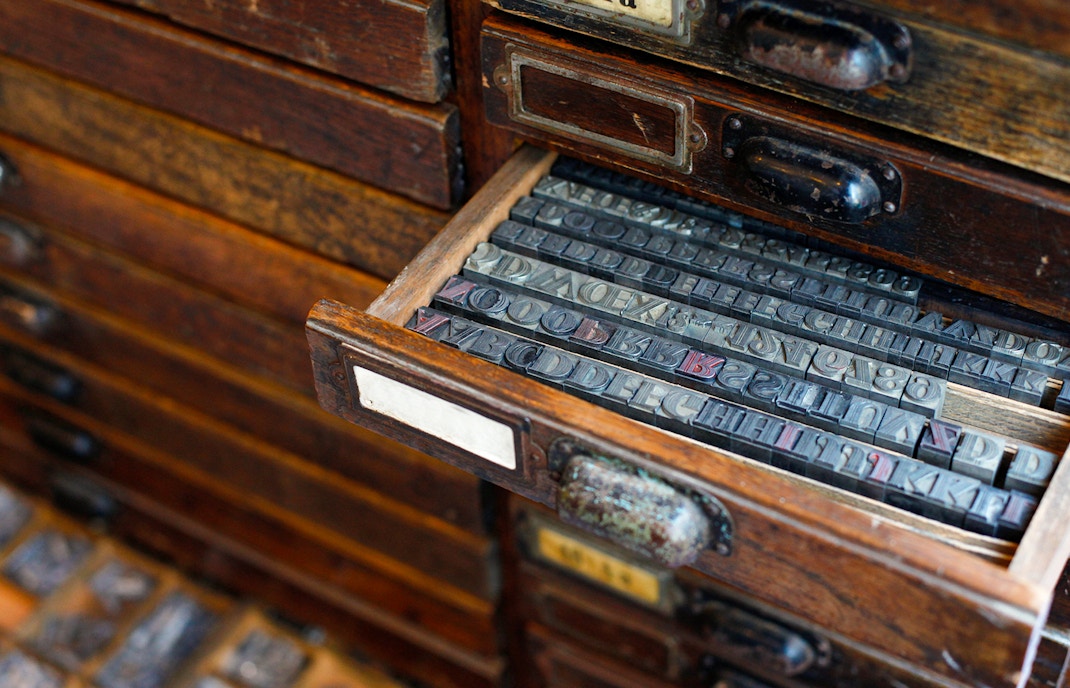Shopping at Niagara Falls