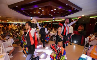 crociera con cena sul bosforo a istanbul con spettacolo live, bevande illimitate e trasferimenti in hotel-6