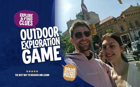 Outdoor exploration game in Barcelona with participants smiling near historic buildings.