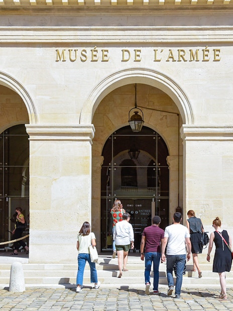 Visitors entering the Paris Army Museum at Invalides.