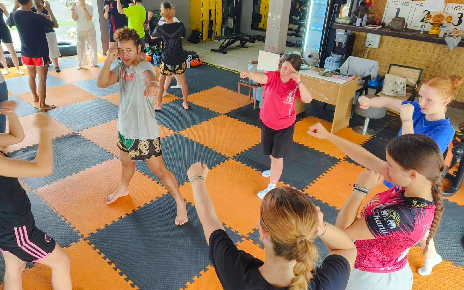 Koh Chang Beginner Muay Thai Boxing Class Image 12