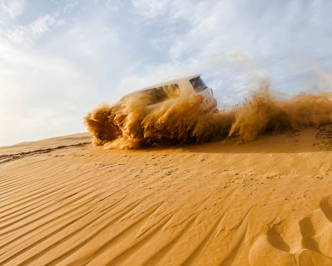 Abu Dhabi Private 4x4 Desert Safari with Sandboarding (Product 55559)