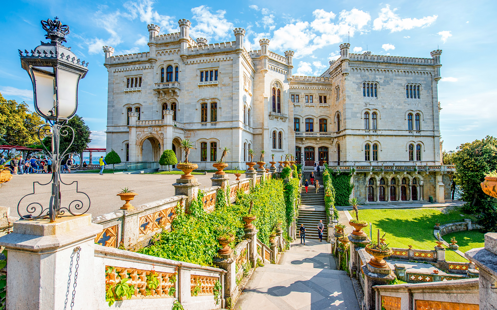 Trieste - Visita guidata privata del Castello di Miramare