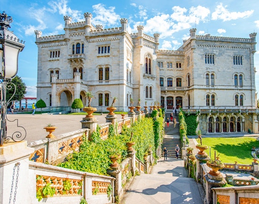 Trieste - Visita guidata privata del Castello di Miramare