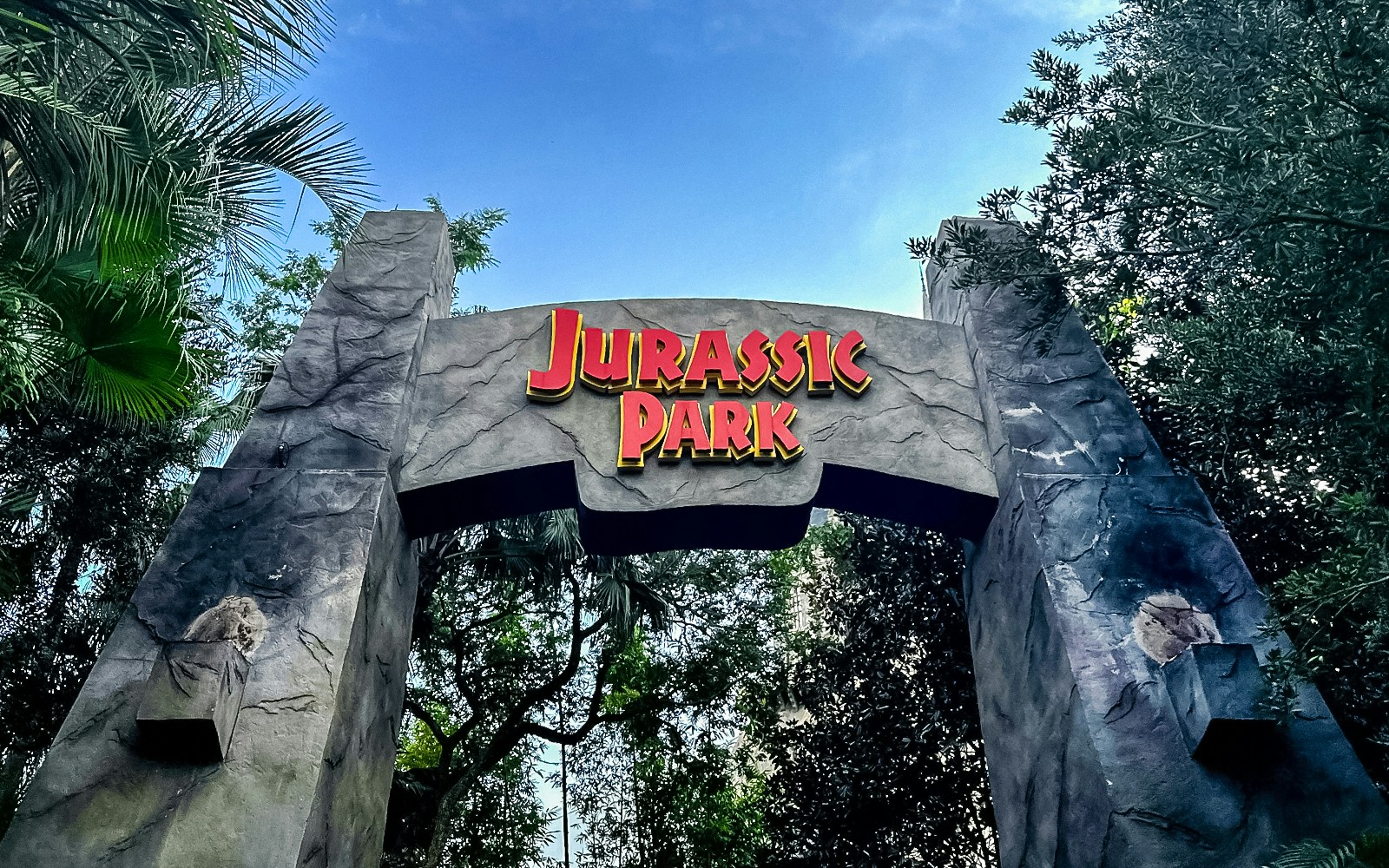 Jurassic World — The Ride