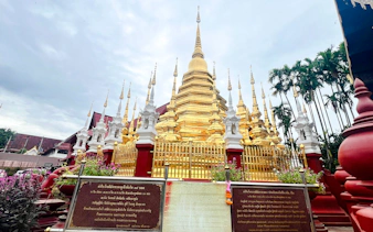wat chedi luang küçük grup turu ve budist keşişle sohbet-2